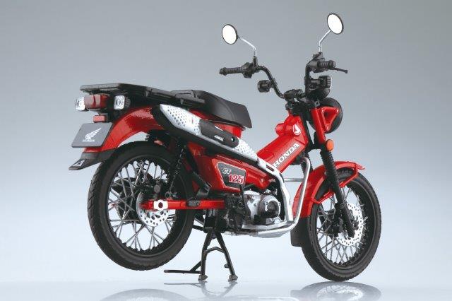 Honda CT125 ハンターカブ グローイングレッド フィギュア アオシマ