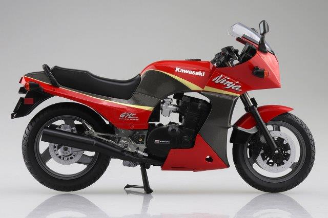 KAWASAKI GPz900R 赤/灰 フィギュア アオシマ