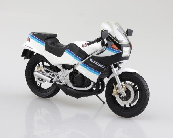 SUZUKI RG250Γ ブルー×ホワイト フィギュア アオシマ