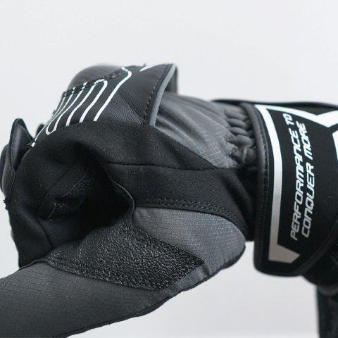 ストラーダウィンターグローブ ブラック Mサイズ EG-W530 エルフ