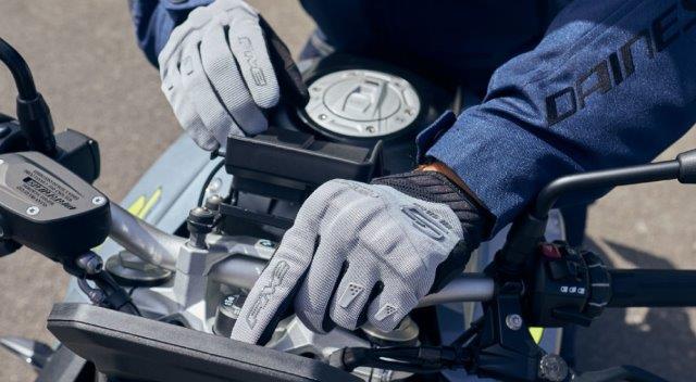 RS3 EVOグローブ ブラック レッド XLサイズ ファイブ