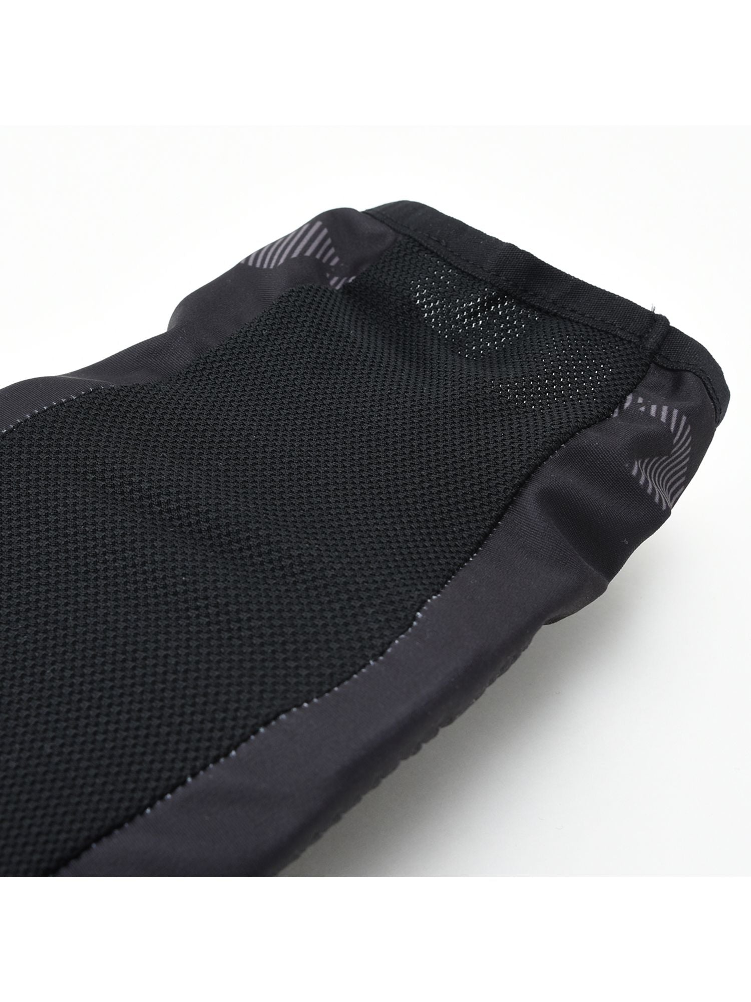 取寄 ステルス CE(LV2) エルボーガード ブラック ONE SIZE TRV081 アールエスタイチ