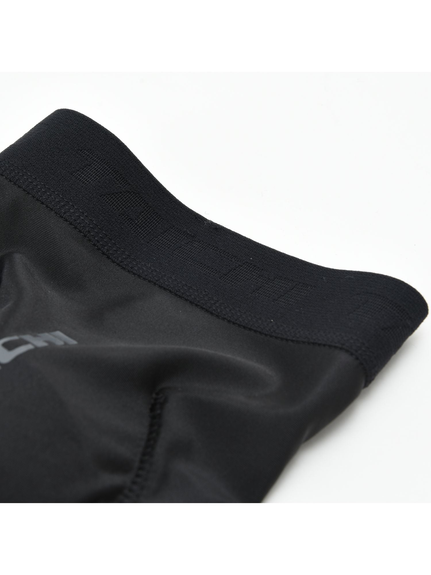 ステルス CE ニープロテクター(スリム) ブラック Lサイズ TRV095 アールエスタイチ