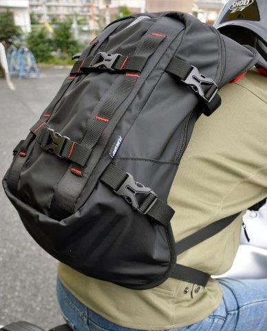 フラッグシップ アクティブバックパック ブラック&レッド FB-855
