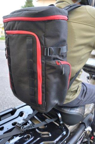 インナー防水バックパック ブラック&レッド FB-856 フラッグシップ