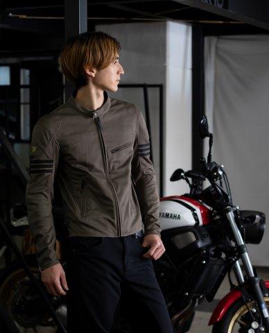 取寄 ベルサージャケット レッド Mサイズ FJ-S210