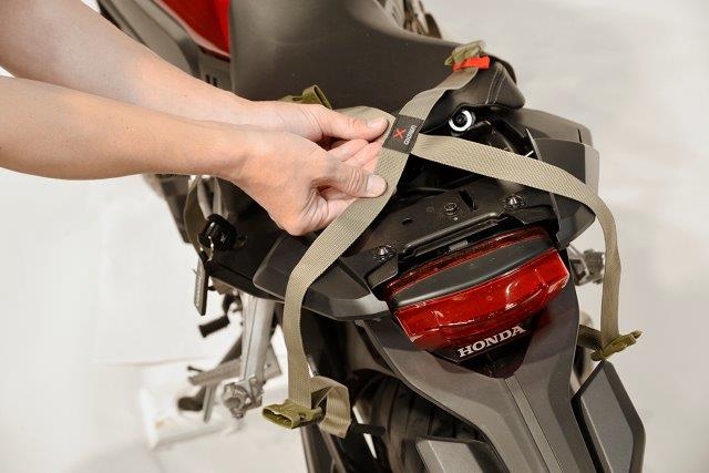 ゴールドウイン X-OVERリアバック35 ブラック(K) GSM27008E