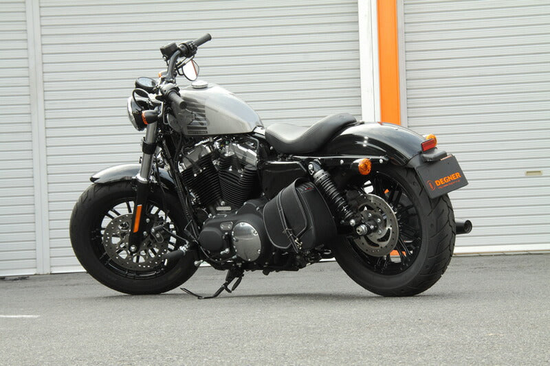 DEGNER NB-124 ブラック スポーツスター専用!ナイロンスイングアームバッグ シングル PVC(合成皮革)/ナイロン 縦29×横25×幅12(cm) レインカバー、 専用サポートステー(ボルト付)