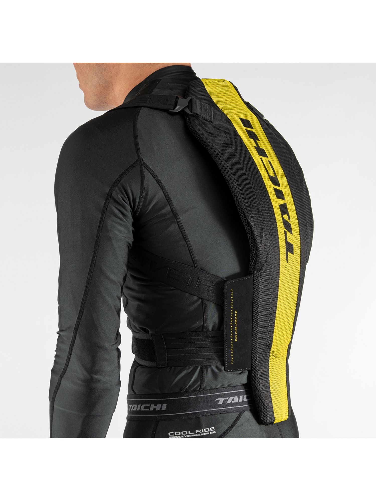 RSタイチ ステルス CE バックプロテクター ブラック Mサイズ NXV019