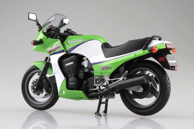 KAWASAKI GPz900R ライムグリーン フィギュア アオシマ