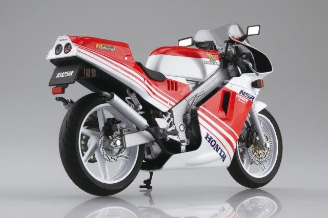 Honda NSR250R '88 フ ァイティングレッド/ロスホワイト フィギュア アオシマ