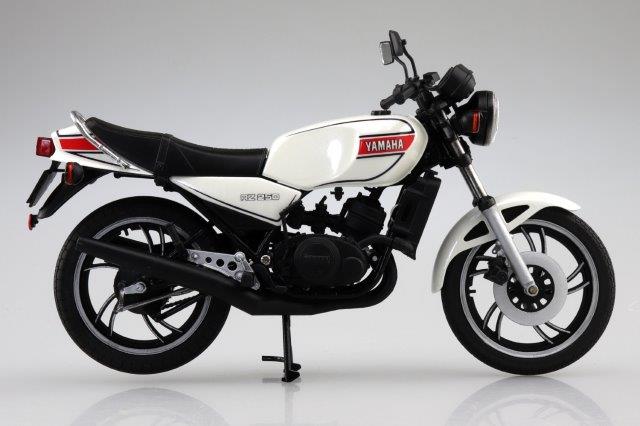 Yamaha RZ250 ニューパールホワイト フィギュア アオシマ