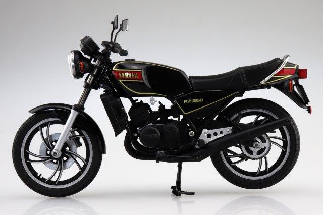 Yamaha RZ250 ニューヤマハブラック フィギュア アオシマ