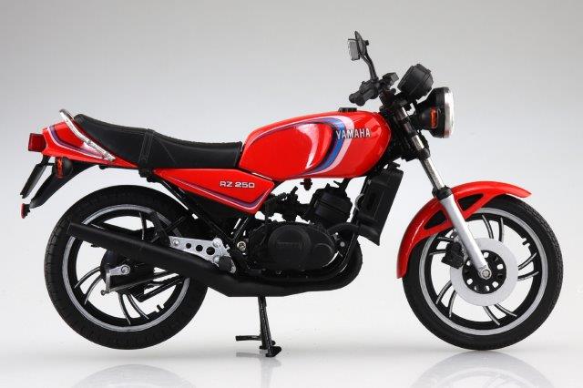 Yamaha RZ250 YSPカラー フィギュア アオシマ