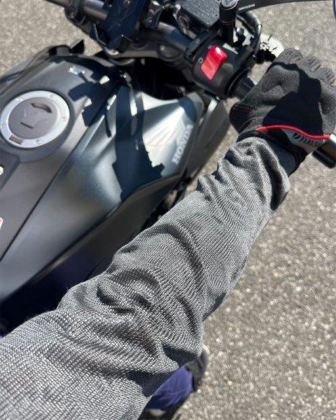 取寄 ひんやりアームガード ダークグレー ゆったりサイズ FSP-111 FSP