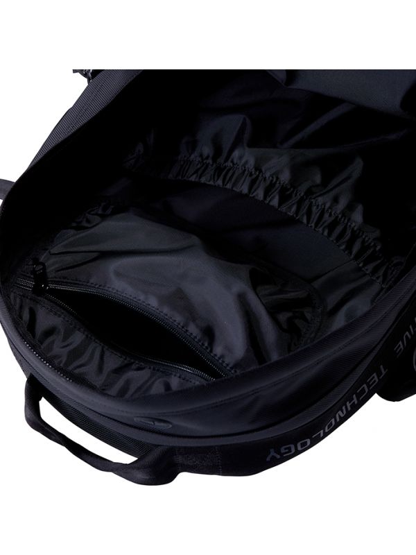 NEB005 ブラック CARRIER PACK NEWERA×RSタイチ 35L